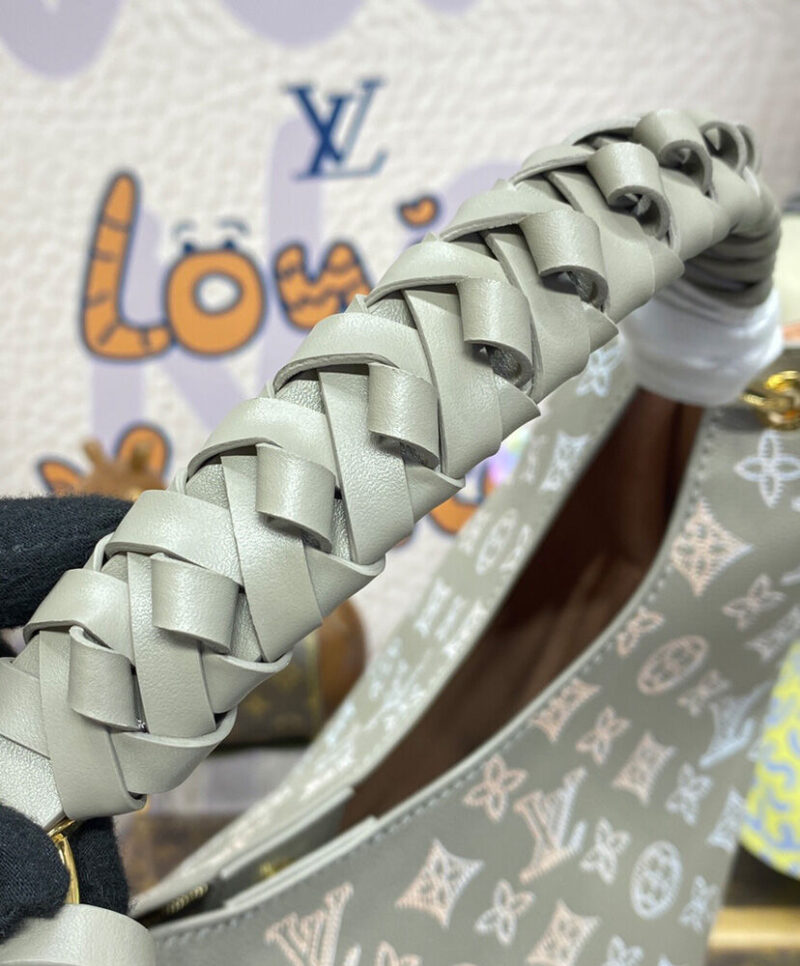 Louis Vuitton Carmel M23396 Gray